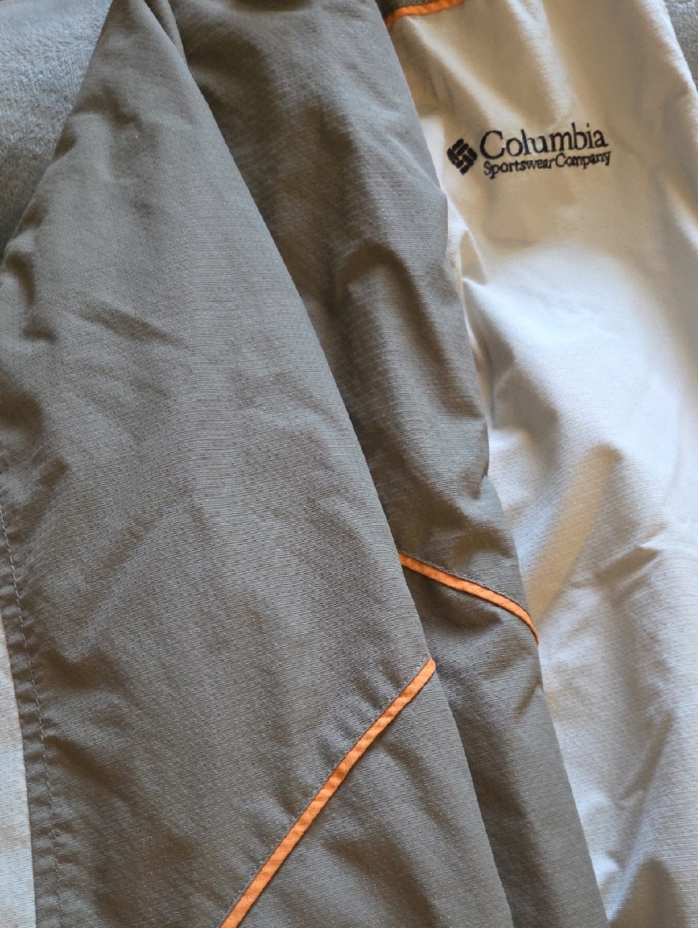 Columbia Men's Gray, White and Orange Trim Raincoat